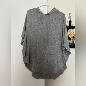 Women’s American Eagle poncho